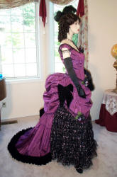 purpleballgown3.JPG (76922 bytes)